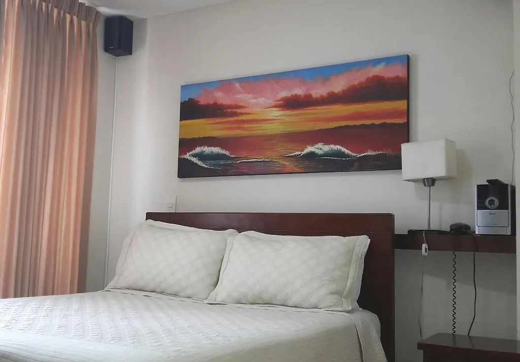 Hotel Primavera Plaza 麦德林 3*,