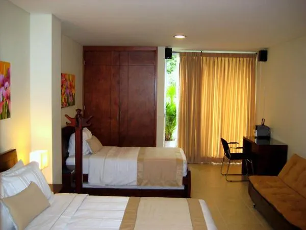 Hotel Primavera Plaza Medellín 3*,
