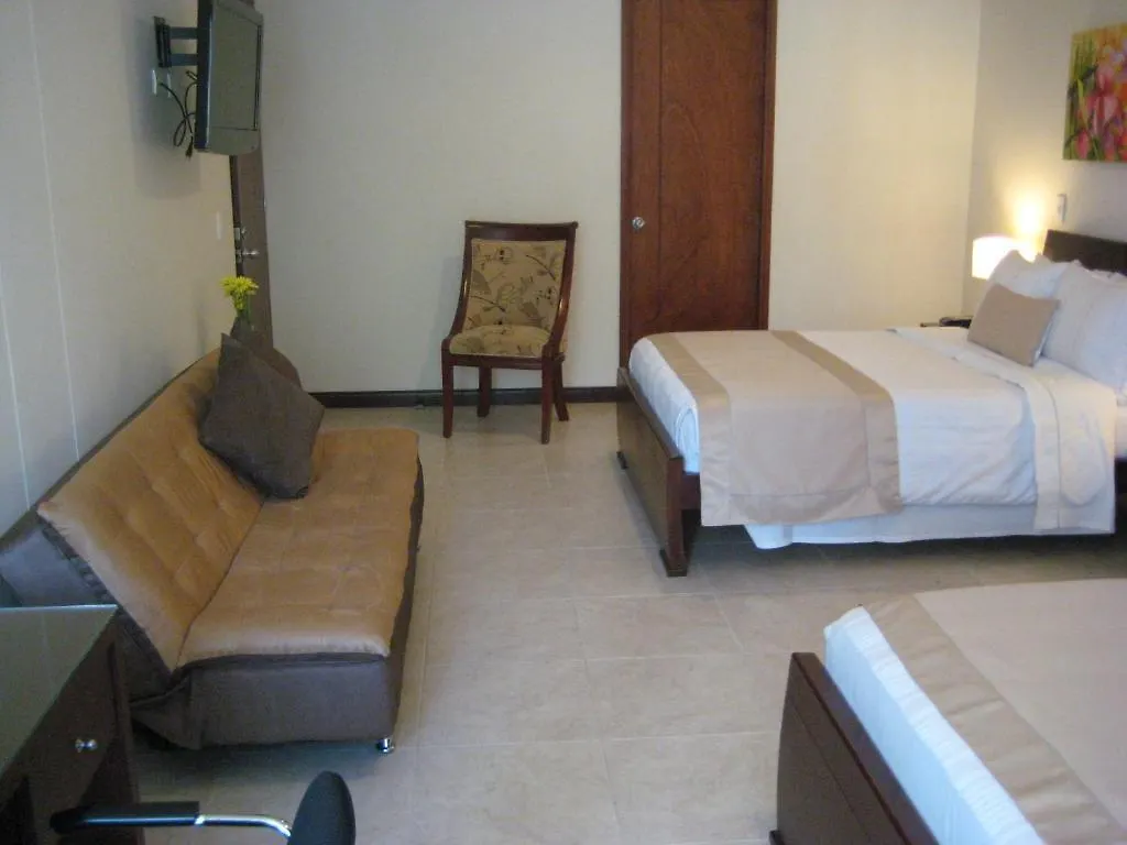 Hotel Primavera Plaza Medellín 3*,  Colômbia