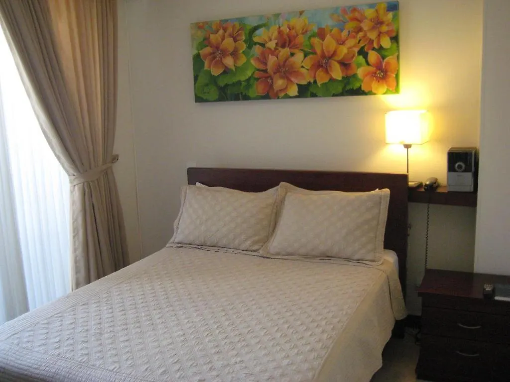 ***  Hotel Primavera Plaza Medellín Colômbia